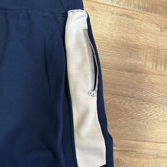 Blue color jogger - Picture 3 of 9